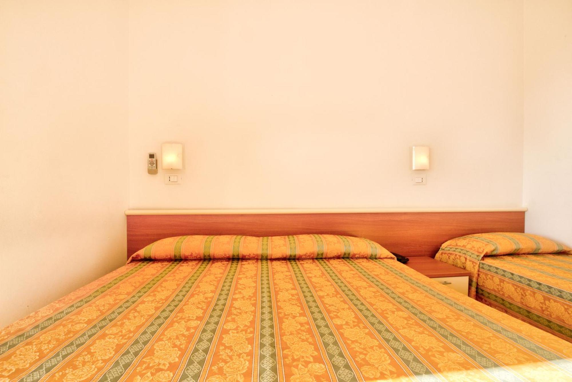 Standard Triple Room,1743087176:JPEG